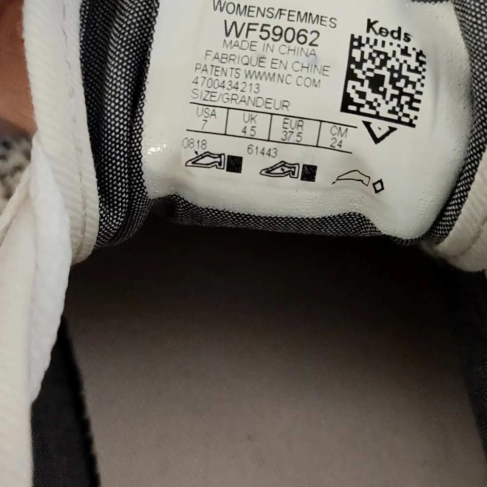 Keds Sneakers - Picture 5 of 6